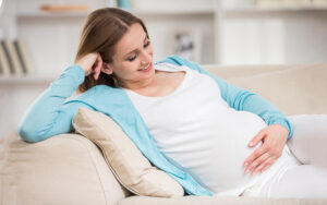 Mẹ bầu có nên đắp mặt nạ không?