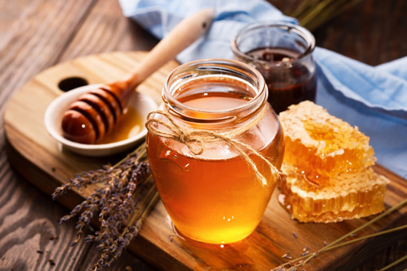 Nguyên nhân gây mụn và các phương pháp ngăn ngừa 5 Mật ong ngăn ngừa mụn hiệu quả